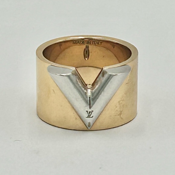 Louis Vuitton Essential V Gold & Silver Ring - Picture 6 of 11